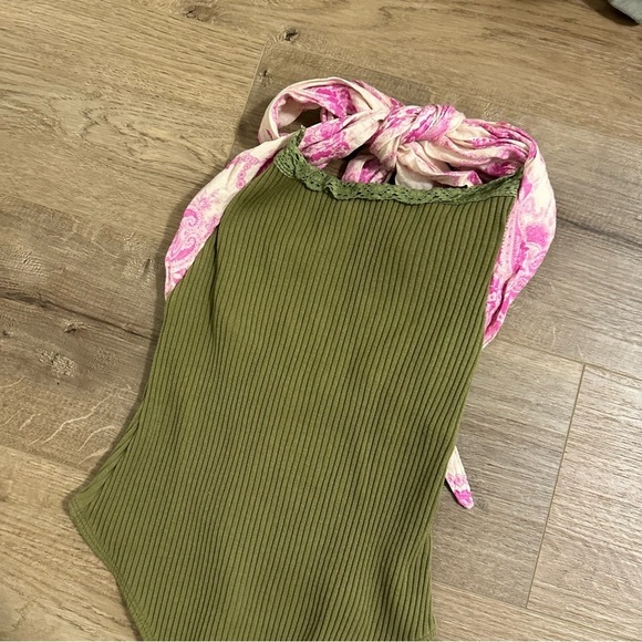 Free People Intimately Ribbed Bodysuit Halter Tie Neck Floral Straps Size Small - Picture 2 of 6